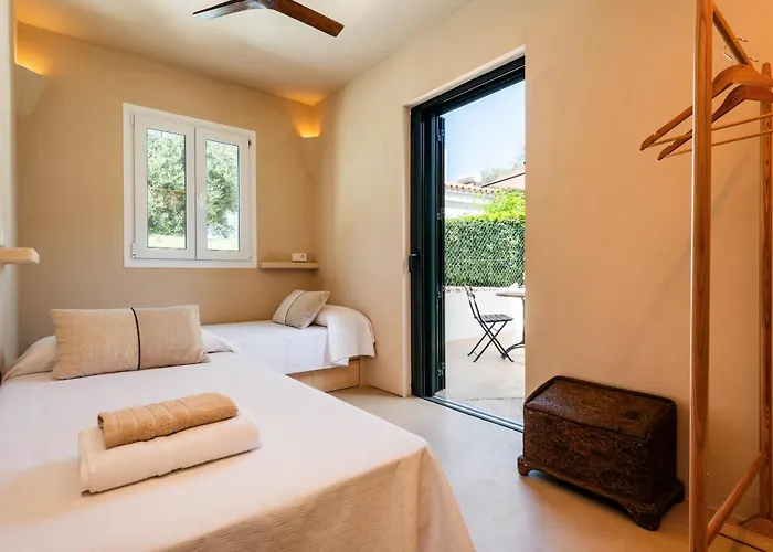 ヴィラ Binimadi *